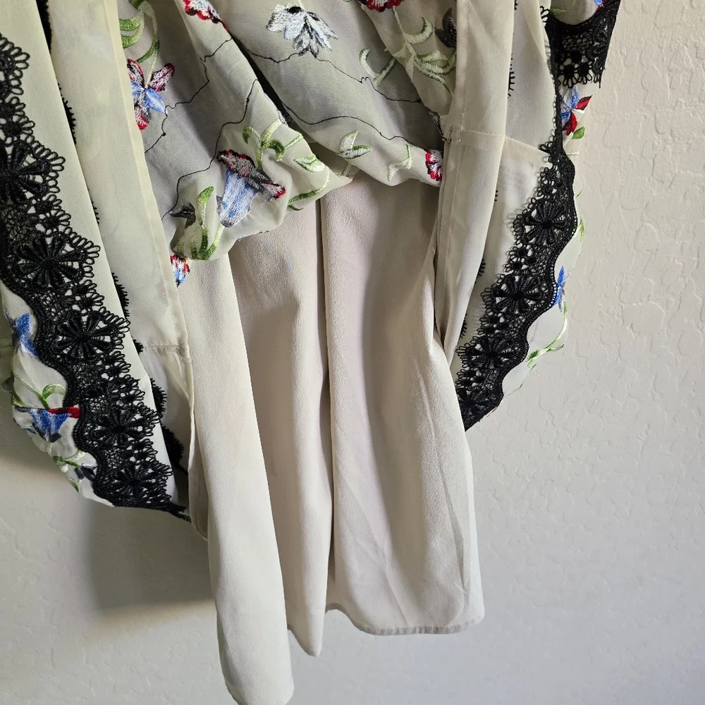 Modcloth Geode Floral Embroidered Lace Dress Size Small - Picture 6 of 14
